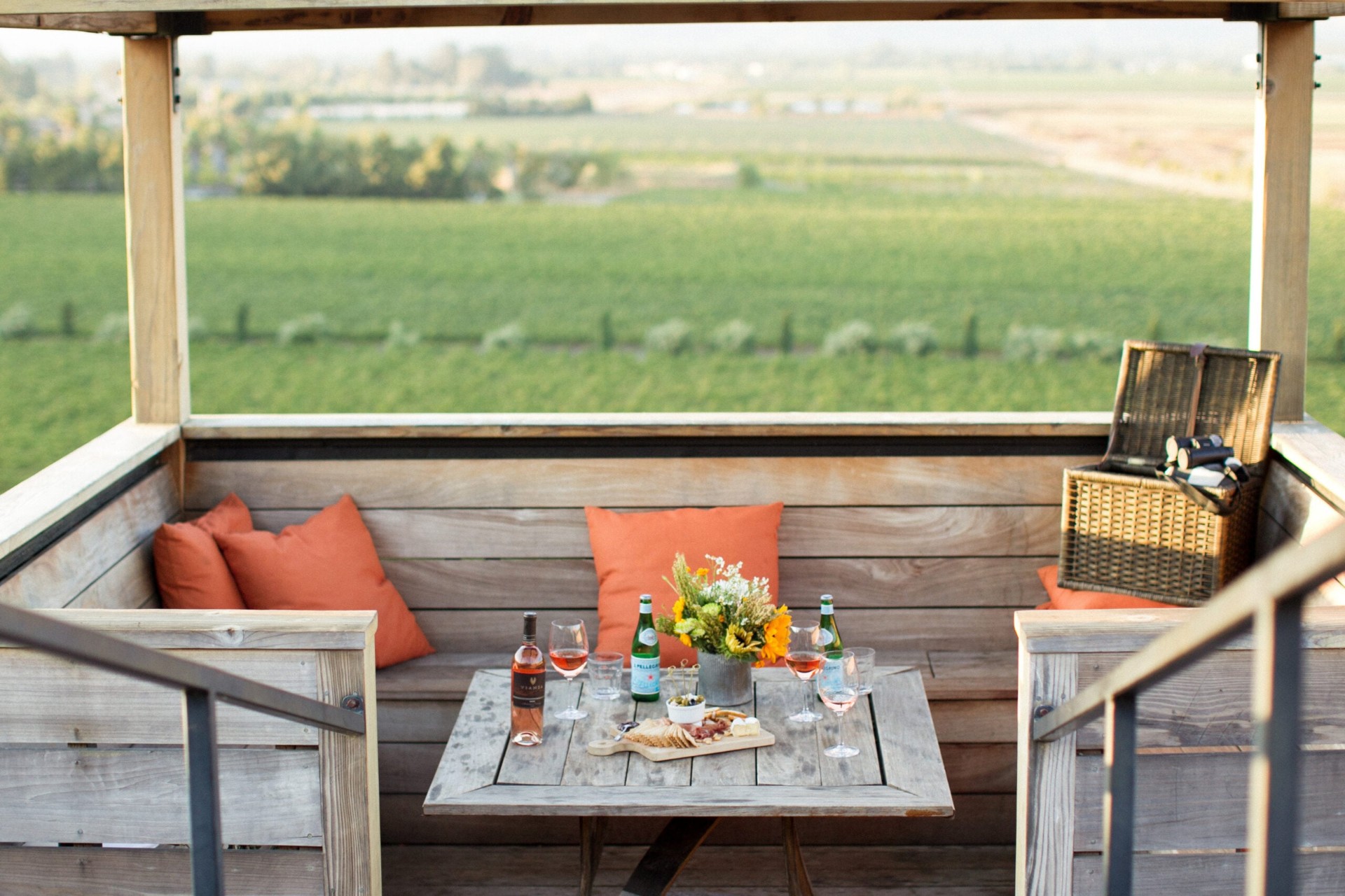 Outlook Table Rental